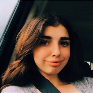 Meet your Posher, Alissa